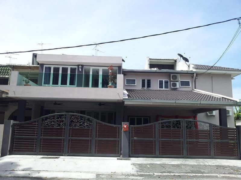 Bercham Vacation House Іпох Екстер'єр фото